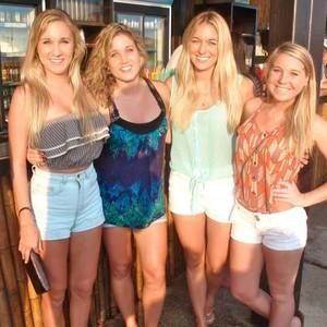 Meet your Posher, Robin